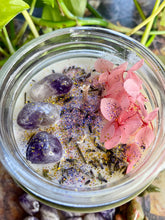 Load image into Gallery viewer, Queen The Mind - Fixed Intention Candle
